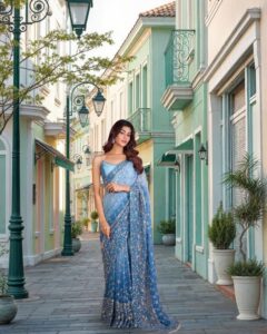 blue and black trendy vintage modern clothing sale instagram post (5)